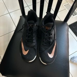 Nike ‘Fly By II”